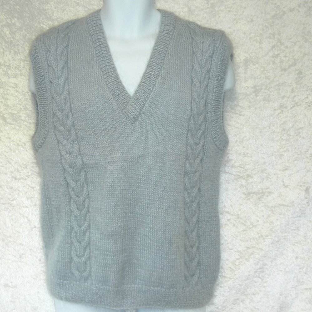 Men's Argyle Sweater Vest size-M-L
